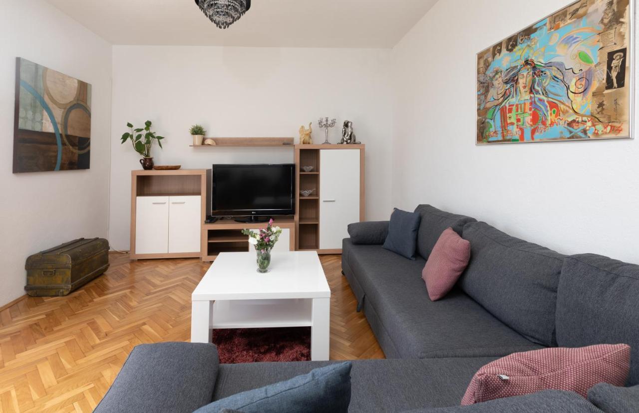Beach Apartment Estelle Подгора Экстерьер фото